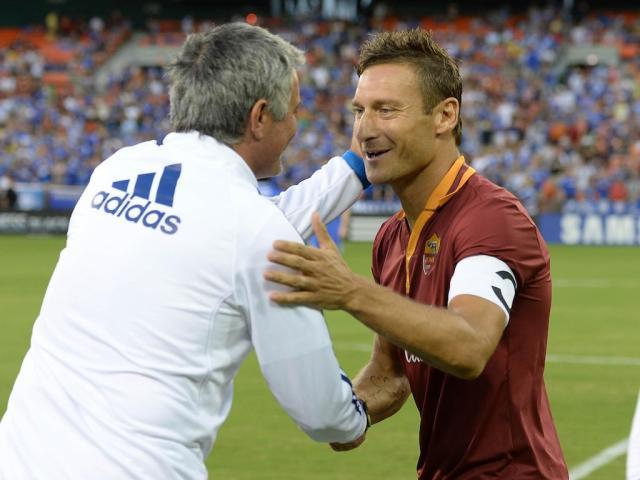 世俱杯官网-托蒂捍卫穆帅：名帅需好兵 红狼争冠要有冠军球员